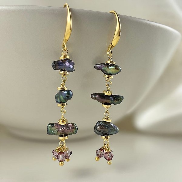 Brincos Scogli Neri ( pérolas barrocas e cristais )