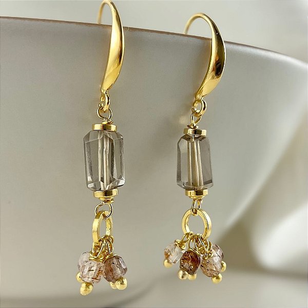 Brincos Veliero ( quartzo fumê e rutilo )