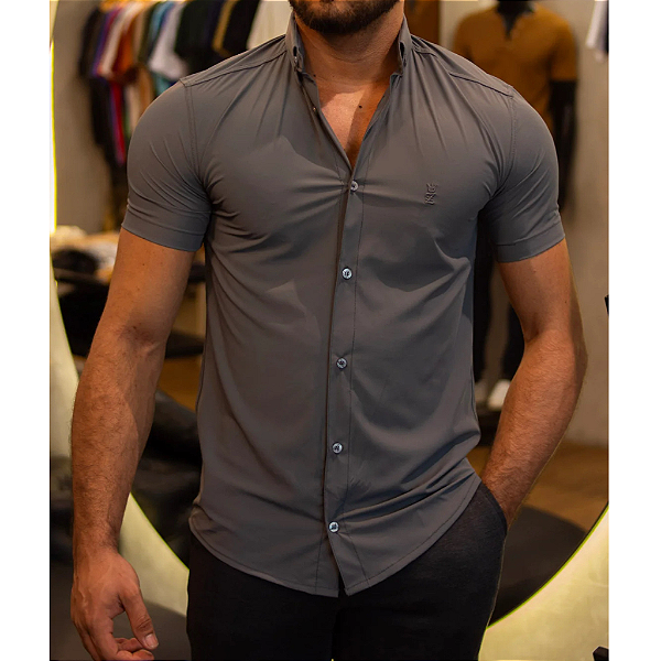 Camisa Manga Curta Tecnológica Cinza Chumbo