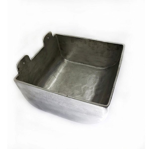 Cocho / Saleiro para animais  - 10 litros