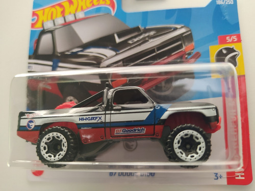 Hot Wheels 87 Dodge D100 Thunt Hcx99 2022