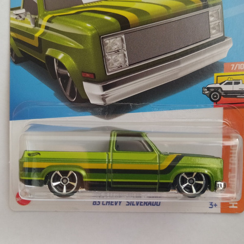 Hot Wheels ´83 Chevy Silverado Hcv33 2022
