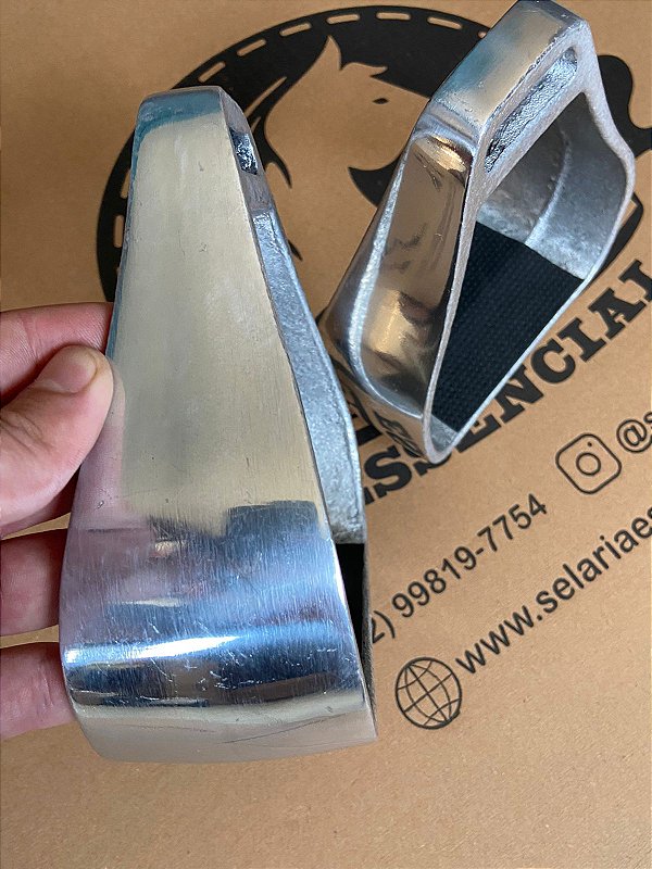 Estribo Para Sela E Arreio - SE168