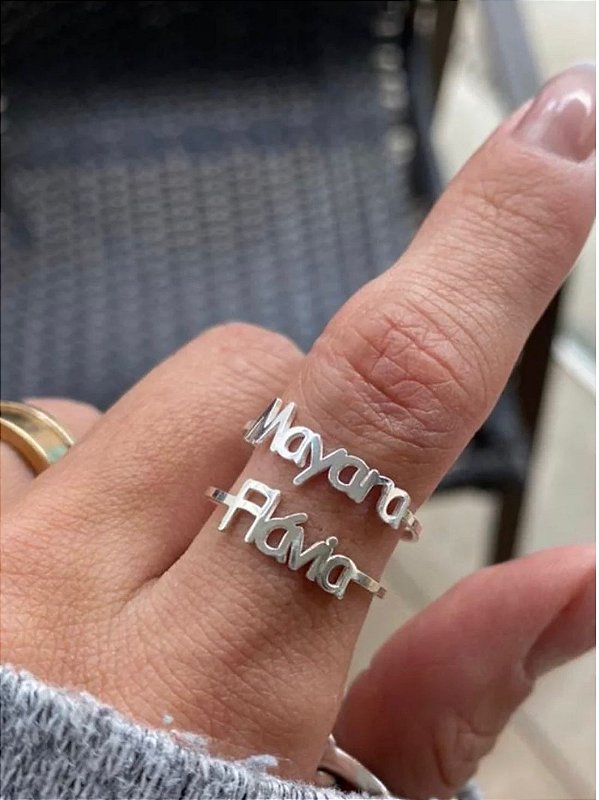 Anel personalizado com nome na prata 925