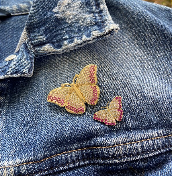 Broche de borboleta dourado