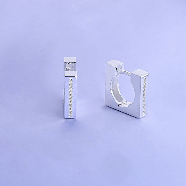 Argola quadrada de prata