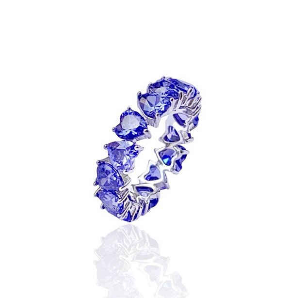 Anel formato de coração tanzanita