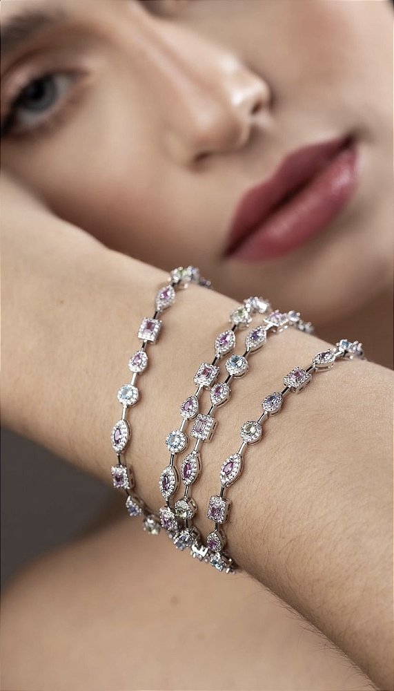 Pulseira riviera em formato diferente colorida