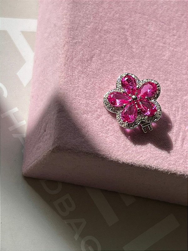 Pingente para pulseira de fita flor cristal e pink