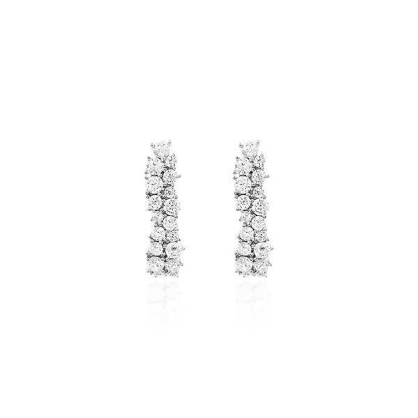 Brinco earhook com duas fileiras cravejadas na prata