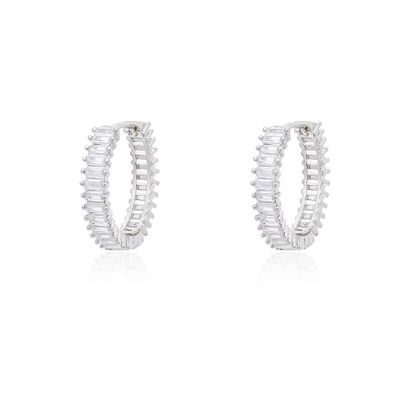 Argola baquetada cristal grande