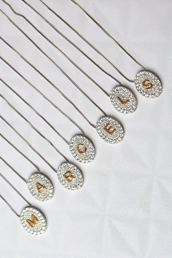 Colar de letra cravejado rodio branco e dourada (escolha a letra)