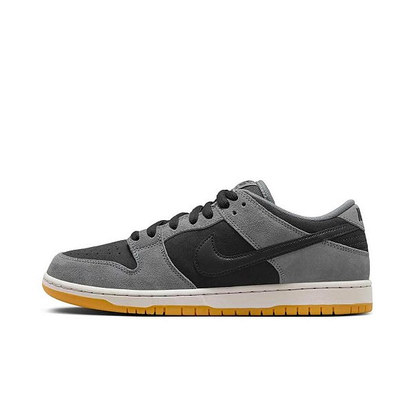 Tênis Nike SB Dunk Low Pro Black Smoke Grey - HF3063-001