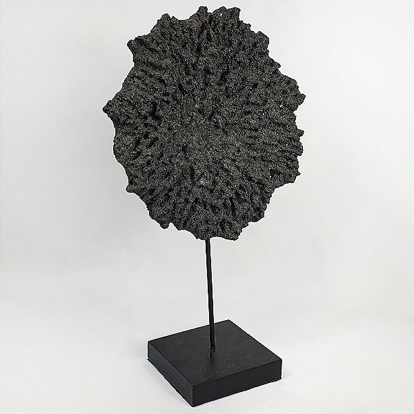 Adorno Decorativo Coral Pendente - Preto - 17cm x 32cm