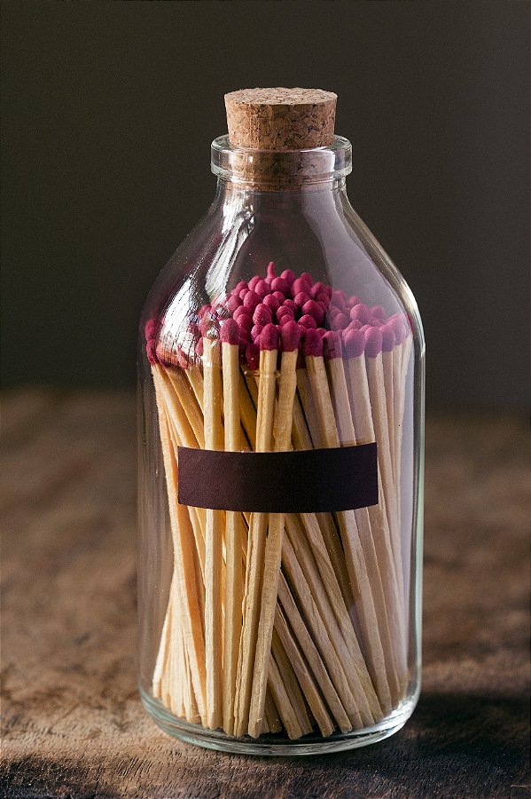 Pote com fósforo grande