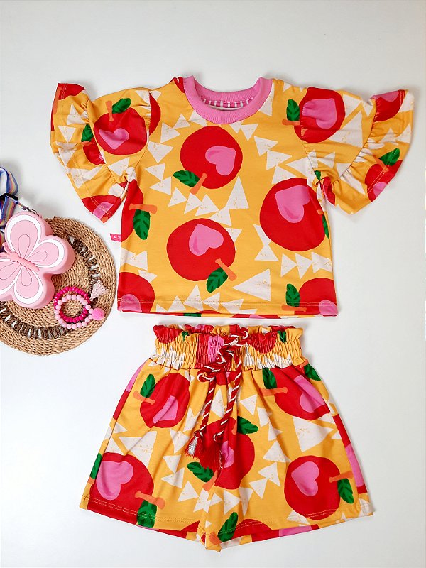 Conjunto Infantil Menina Estampa Tropical de Fruta (Iza Maçã e Iza Morango)