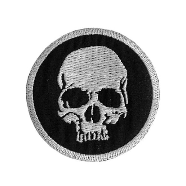 Patch Bordado Termocolante Caveira Branca