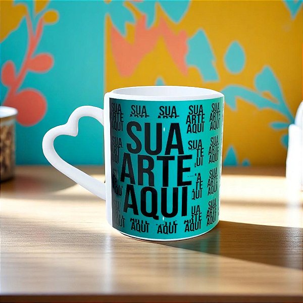 CANECA PERSONALIZADA DE CERÂMICA BRANCA COM ALÇA DE CORAÇÃO