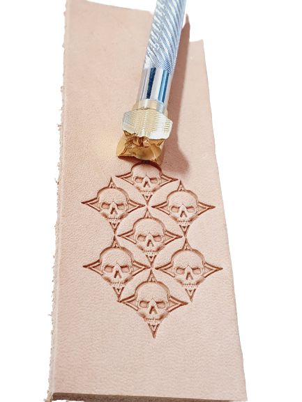 PINO LATÃO P200 caveira