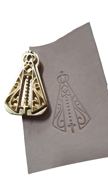 PINO LATÃO P125 NOSSA SENHORA  APARECIDA FINA 3CM