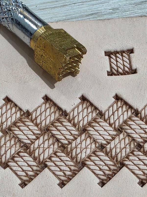 PINO LATÃO P177 0,8cm x 0,8cm