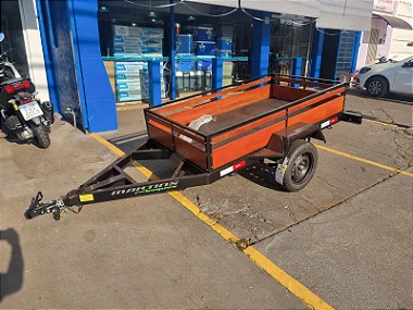 Carreta rodoviária para carga tipo fazendinha