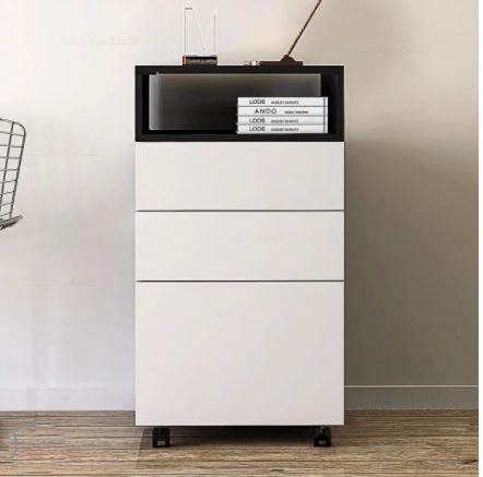 Gaveteiro volante com uma pasta suspensa, duas gavetas e nicho aberto