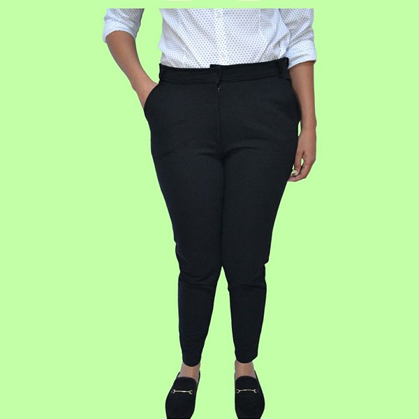 Calça Chino Bolso Reto em Moletinho Preto