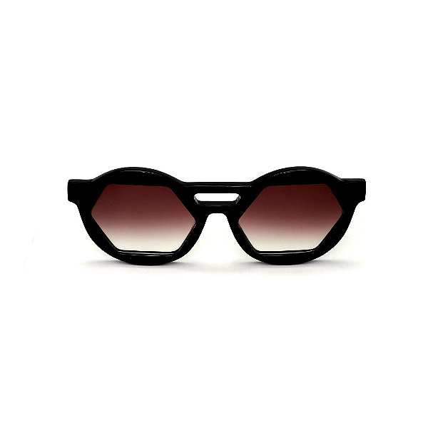 Óculos de Sol Gustavo Eyewear G134 10. Cor: Preto. Haste animal print. Lentes marrom.