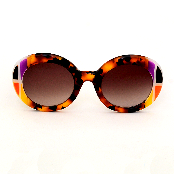 Óculos de Sol Gustavo Eyewear G61 6 em Animal Print, marrom, violeta, laranja e amarelo, hastes marrom e lentes marrom. Art Deco