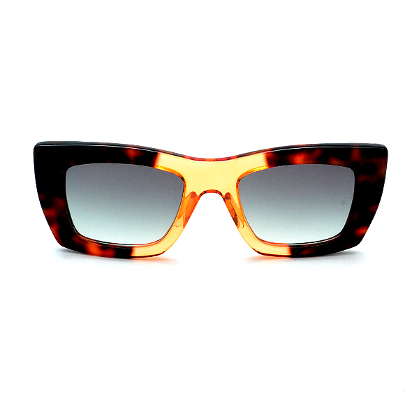 Óculos de Sol Gustavo Eyewear G79 1 em Animal Print e âmbar. Hastes Animal Print e lentes marrom degrade. Clássico