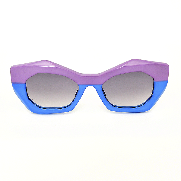 Óculos de Sol Gustavo Eyewear G108 2 violeta e azul. Hastes Animal Print e lentes cinza degrade.