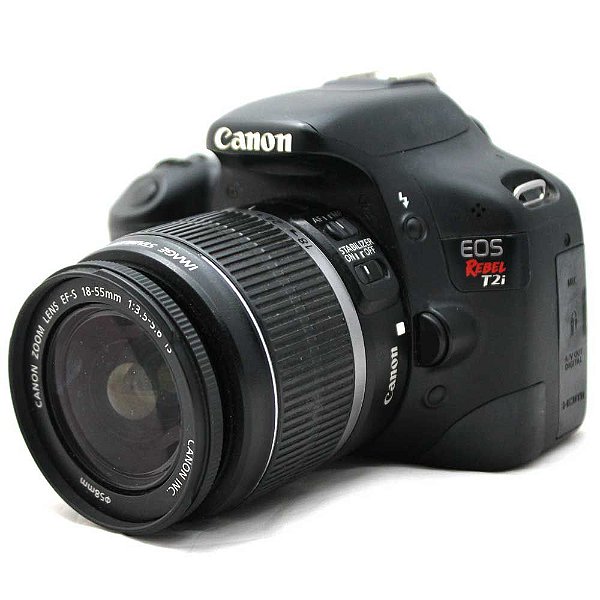 Câmera Canon EOS Rebel T2i com Lente 18-55mm Usada