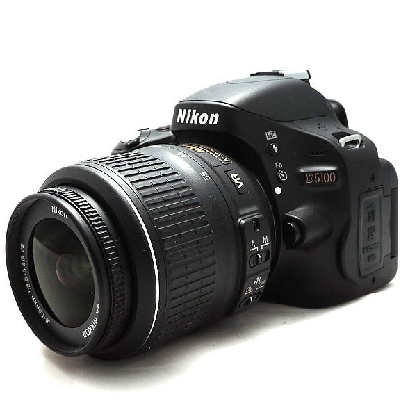 Câmera Nikon D5100 com Lente 18-55mm VR Seminova