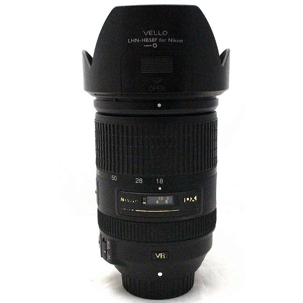 Lente Nikon NIKKOR AF-S 18-300mm f/3.5-5.6G DX ED VR com Parasol Usada
