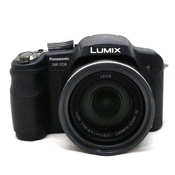 Câmera Panasonic Lumix DMC-FZ28 com Parasol Seminova