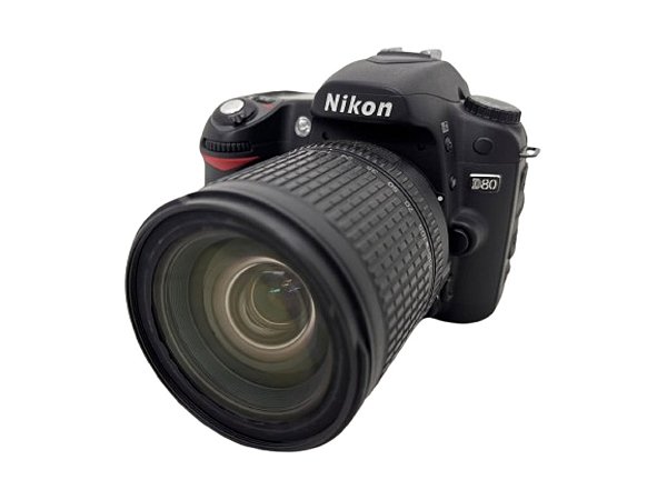 Câmera Nikon D80 com Lente AF-S 18-135mm G ED DX Seminova
