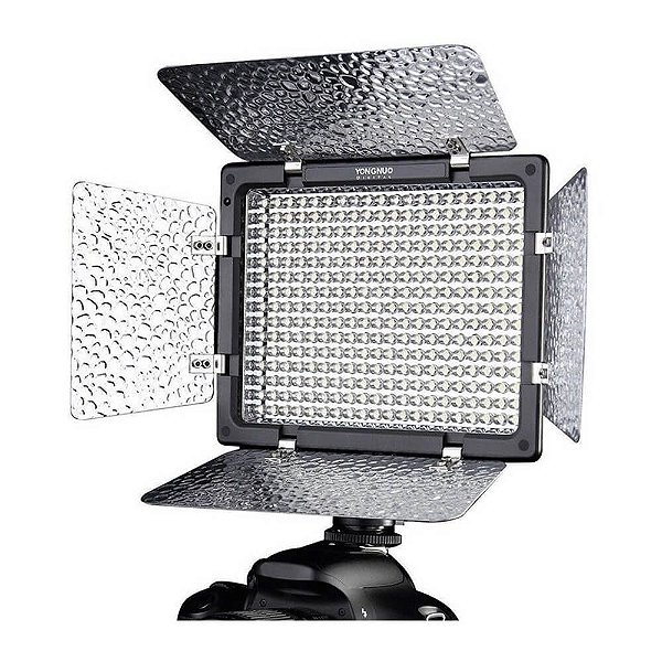 Iluminador de LED Yongnuo YN300 III com Bateria e Carregador