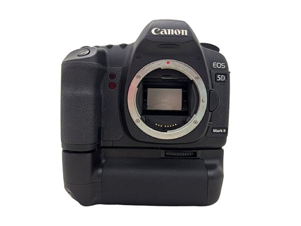Câmera Canon EOS 5D Mark II Corpo com Grip Vello Usada