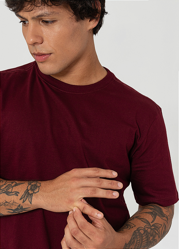 Camiseta Lisa Comfort Premium Unibutec Bordô