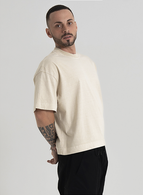 Camiseta Oversized Boxy Marfim Unibutec
