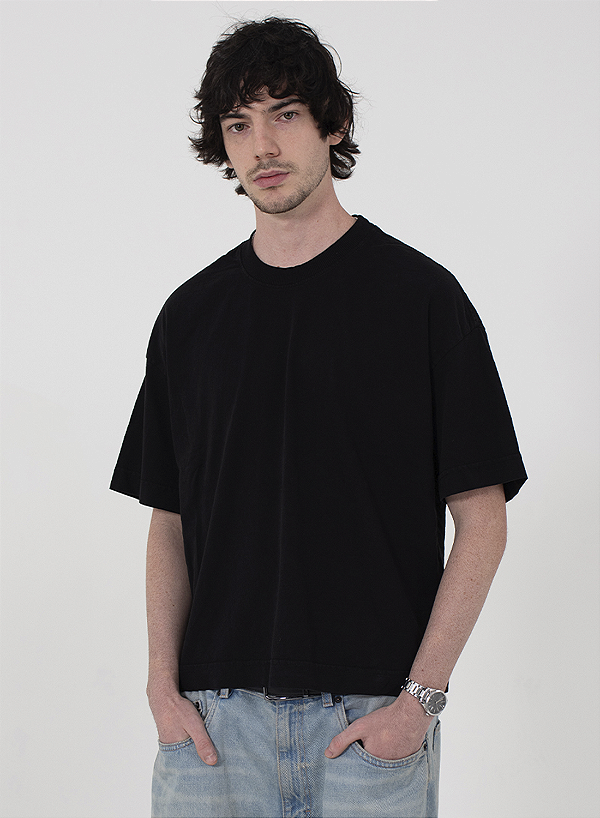Camiseta Oversized Boxy Preta Unibutec