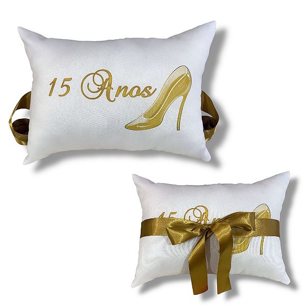 Almofada Para Troca de Sapato de Debutante - 15 anos - esse modelo Não colocamos Nome