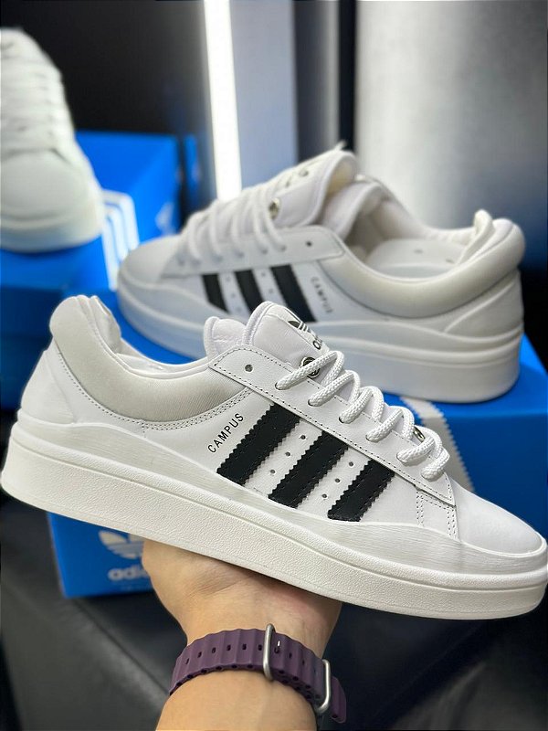 CAMPUS X BAD BUNNY BRANCO/ PRETO