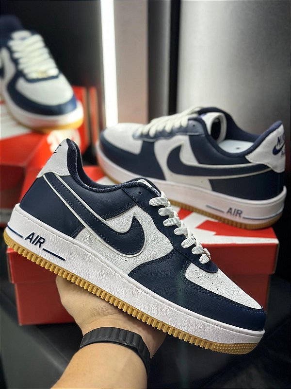 AIR FORCE 1 BRANCO/ AZUL MARINHO