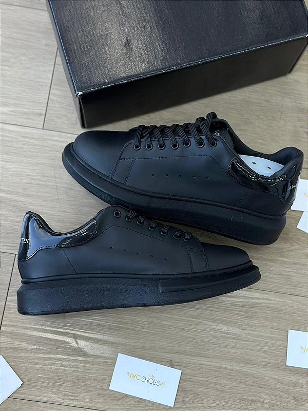 ALEXANDER MCQUEEN PRETO