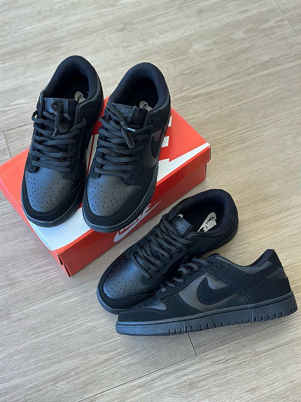 DUNK LOW SB PRETO/ PTO