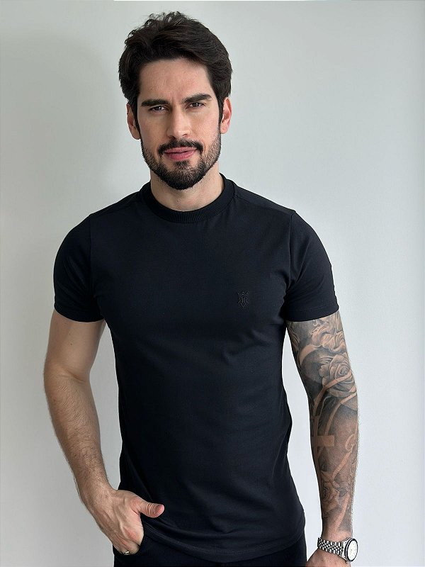 Camiseta Riviera Gola Média Preto