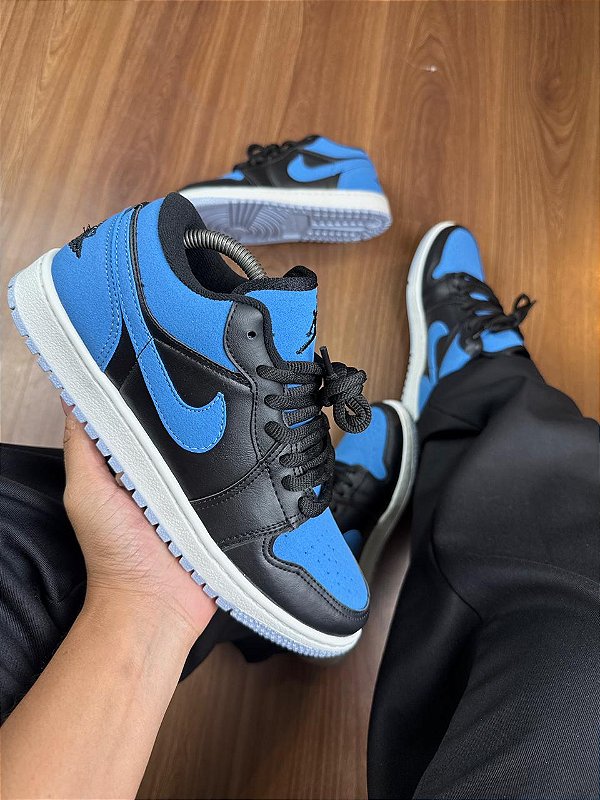AIR JORDAN 1 BLUE