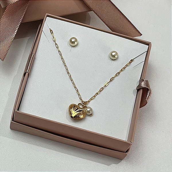 Conjunto Coração Pérola - Dourado - Semijoia